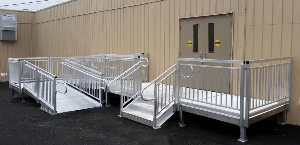 Ramp stair installation for a modular building