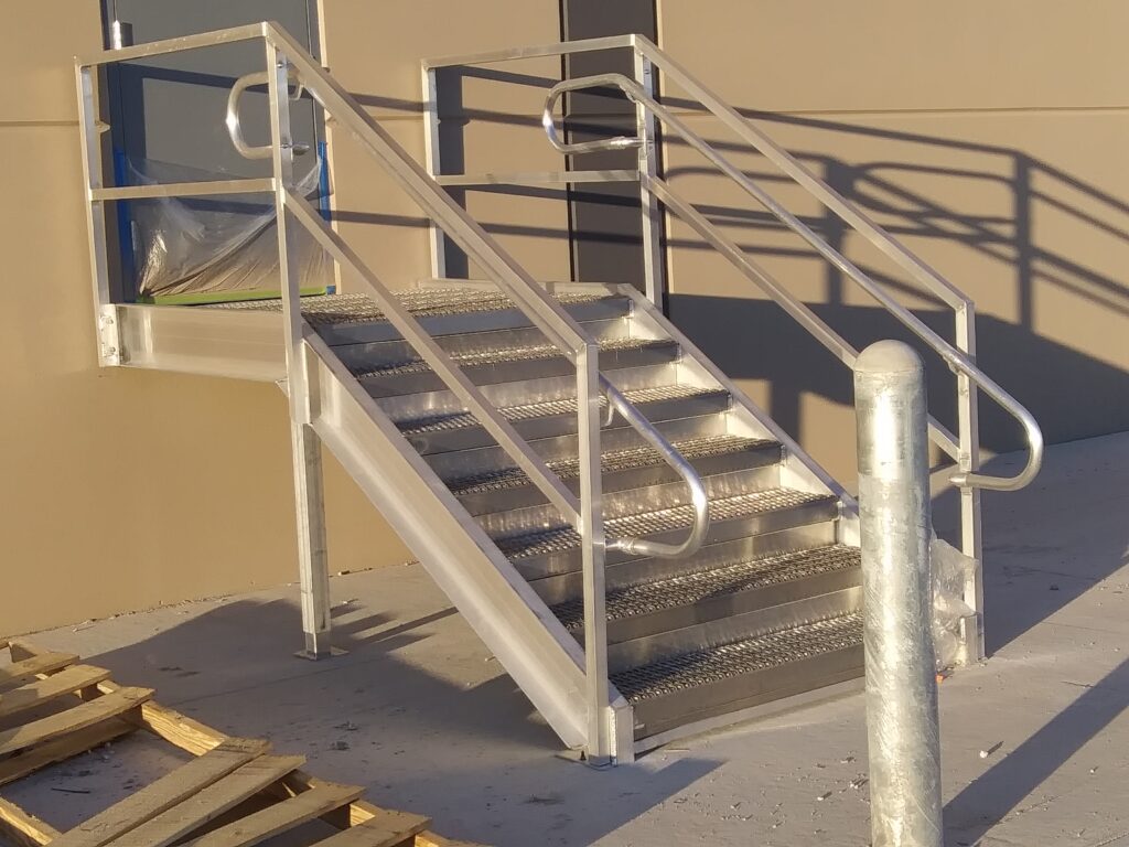 DOCK Step Installation for Contegra